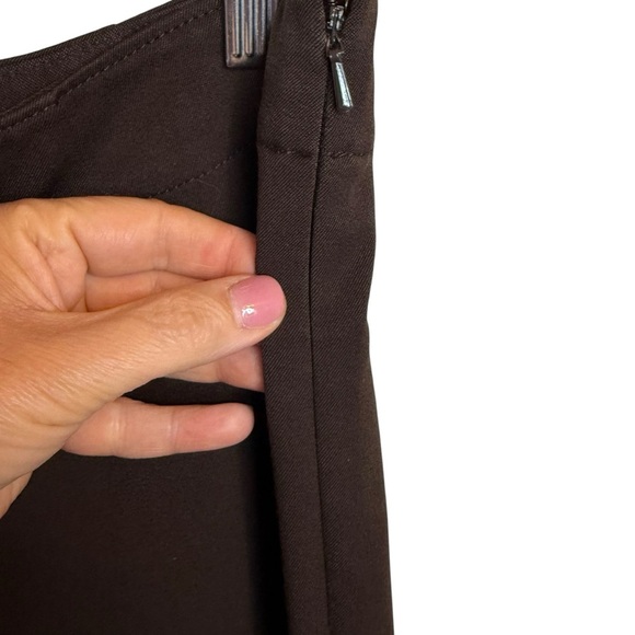 Peck & Peck | Classic Brown Straight Leg Pants with Side Zip | Sz 10 - Picture 3 of 5